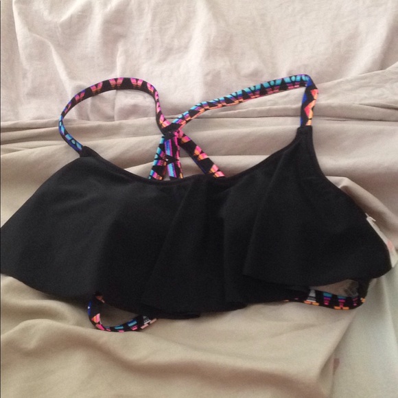 PINK Victoria's Secret Other - *NWT VS Pink bikini top